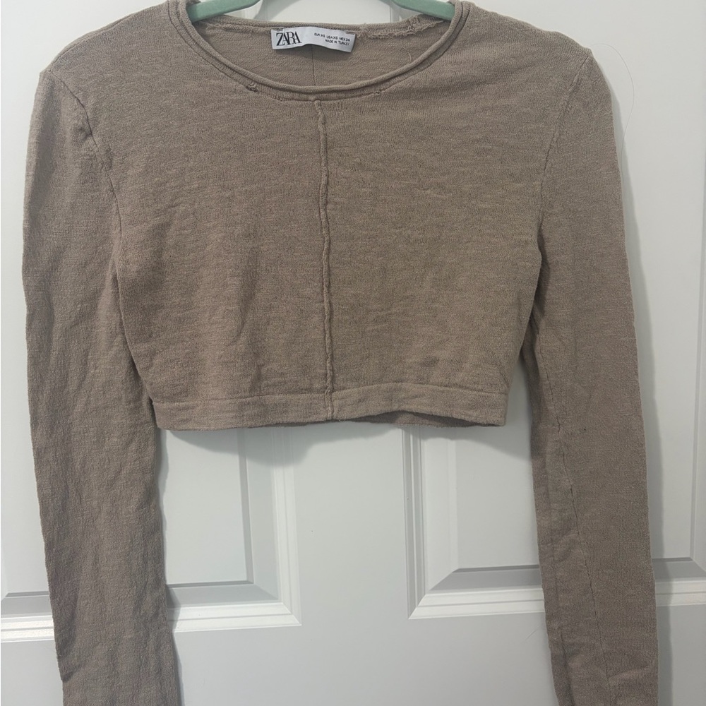 Zara Women's Beige Long Sleeve Crop Top